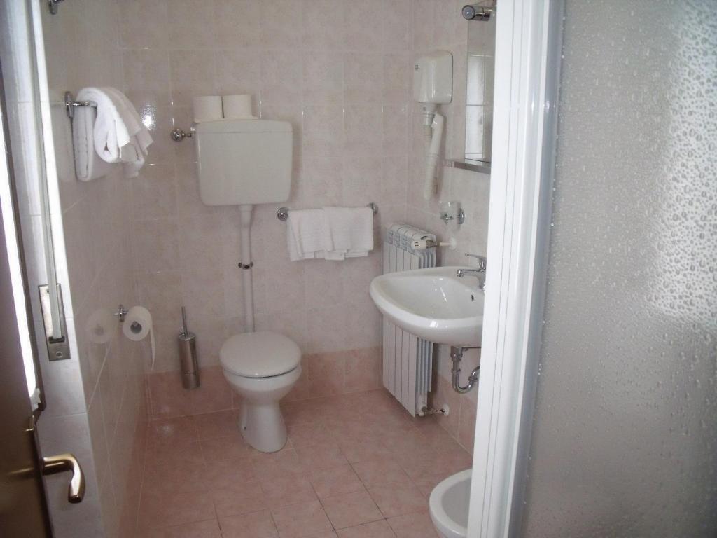 Noce Hotel 2*